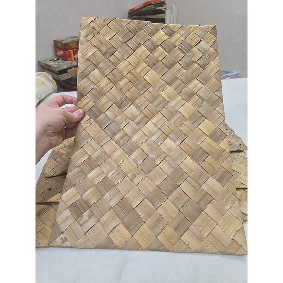Lot of 4 Vintage Rectangular Woven Weave Cottagecore Dinner Table Placemats - Picture 3 of 3